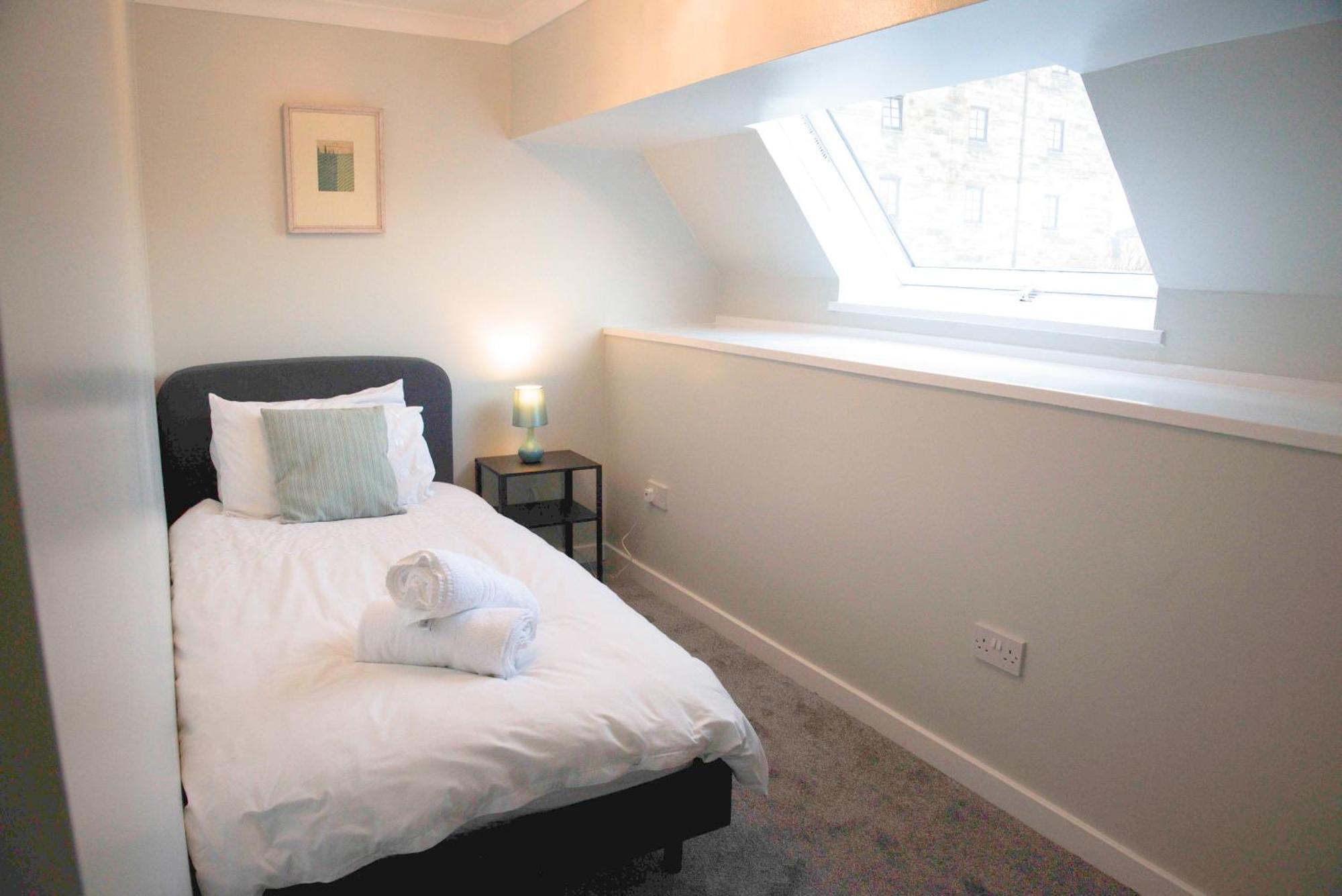 Fabulous Stylish Flat In Merchant City & Free Secure Parking Glasgow Dış mekan fotoğraf